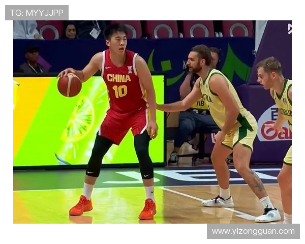 中国男篮力克澳大利亚晋级亚洲杯决赛,三分精准制胜表现亮眼 中国男篮力克澳大利亚晋级亚洲杯决赛,三分精准制胜表现亮眼