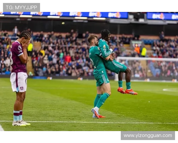 利物浦足球俱乐部辉煌历程及其在英超历史中的影响力分析 利物浦足球俱乐部辉煌历程及其在英超历史中的影响力分析