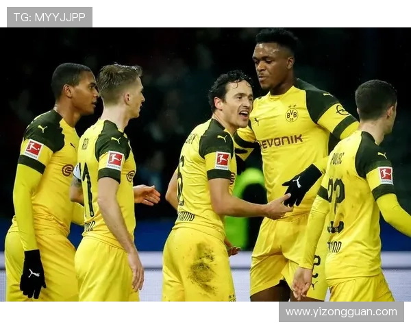 多特蒙德重整阵容力争德甲榜首新援融入球队训练气氛高涨 多特蒙德重整阵容力争德甲榜首新援融入球队训练气氛高涨