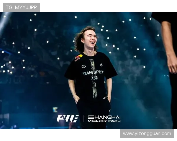 电竞新星崛起：全球总决赛冠军争夺战激烈，豪强争锋震撼全场